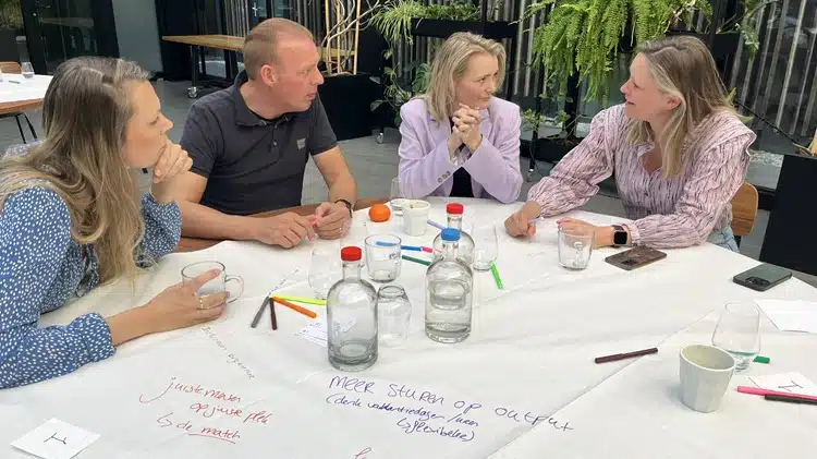 Tafellakensessie