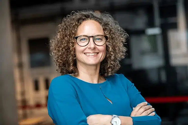 Esther van der Voort- dagvoorzitter