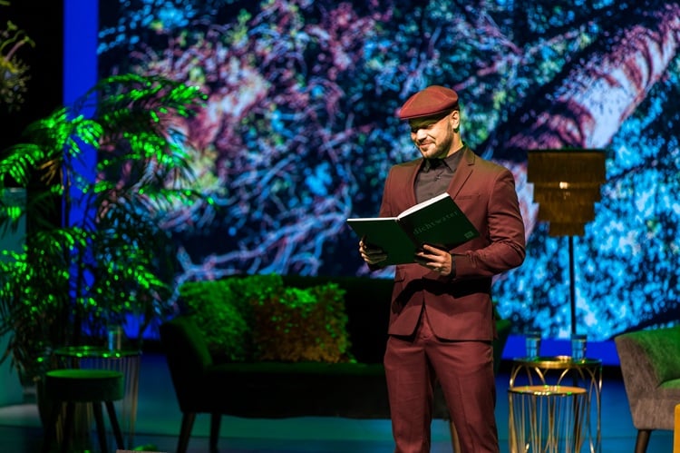 Spoken word dichtwater