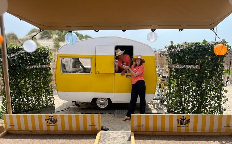 festival pop-up